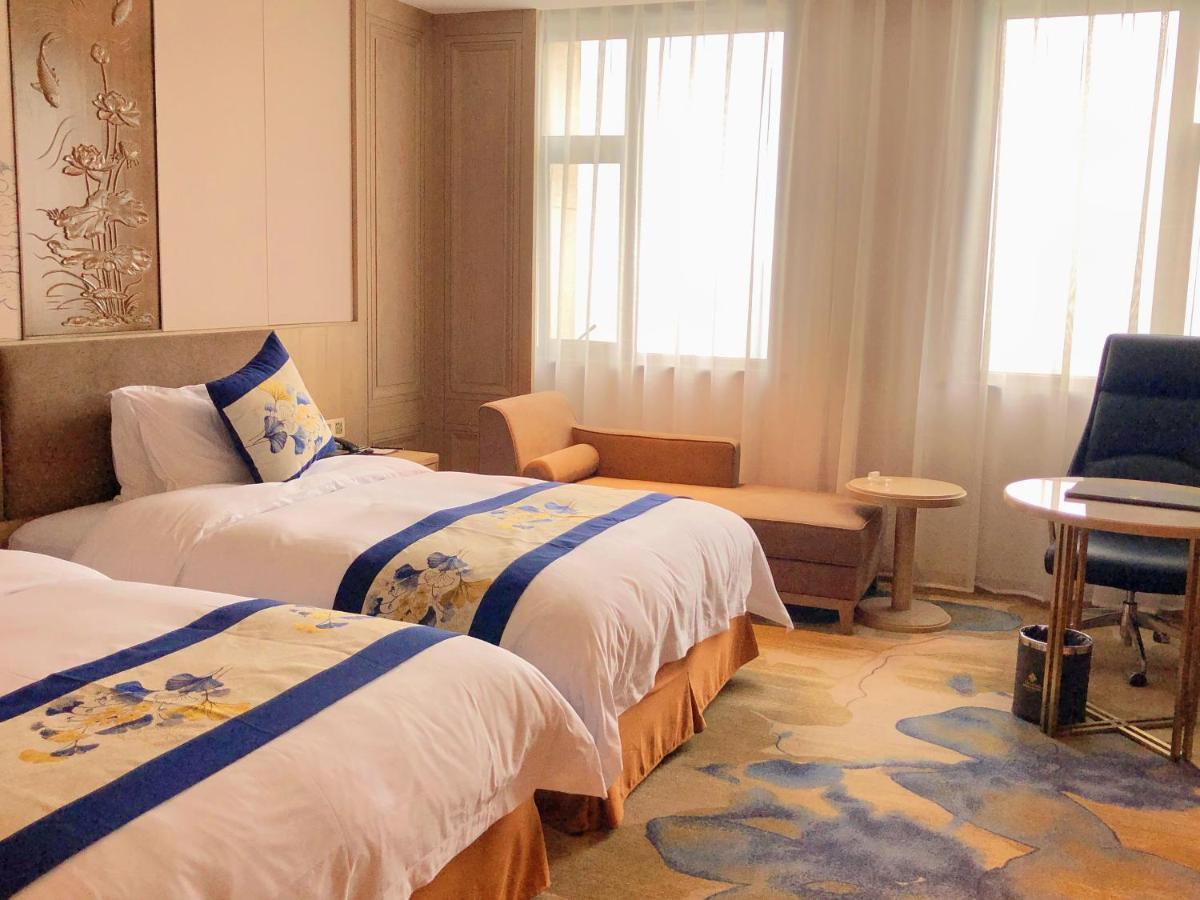 Baoying Jinling Hotel Exterior foto